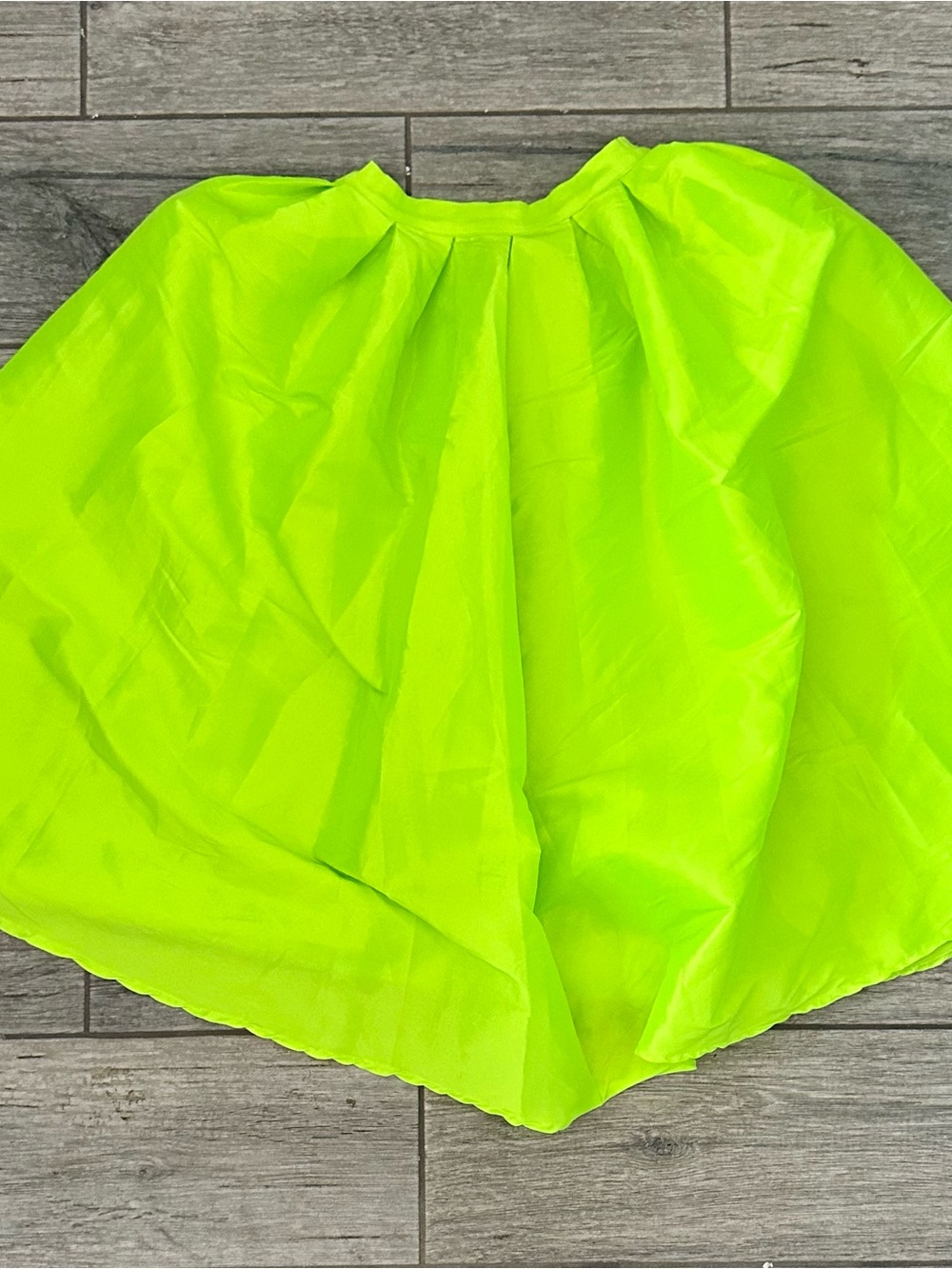 Style Fashion Classic Neon Lime Green Pleated Swing Skirt